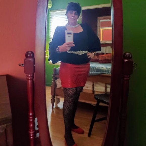 Cindy Jenkins of The Bling Sisters LIVE! Inc. - Picture 8 of 15